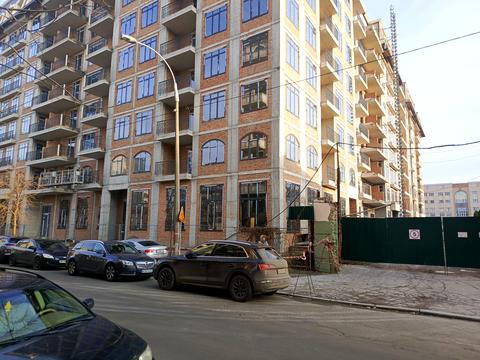 комерційна за адресою Київ, Щекавицька вул., 46