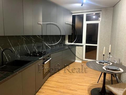 квартира по адресу Героев Небесной Сотни просп., 20/10