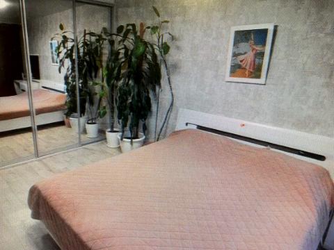 квартира за адресою Шкільна вул. (Героїв Сталінграда), 8