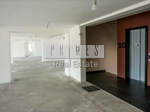 комерційна за адресою Саксаганського вул., 33