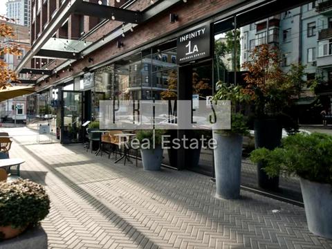 комерційна за адресою Саксаганського вул., 33