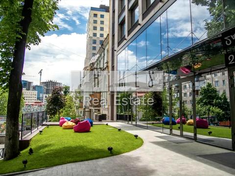 комерційна за адресою Саксаганського вул., 33