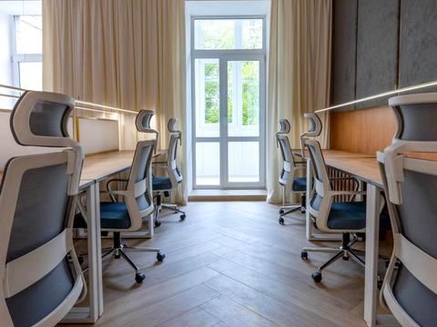 комерційна за адресою В'ячеслава Липинського вул. (Чапаєва), 12