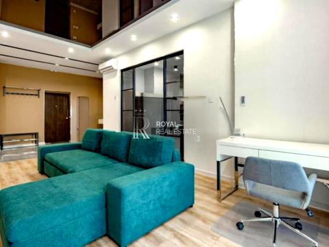 квартира за адресою Андрія Верхогляда вул. (Михайла Драгомирова), 15-А