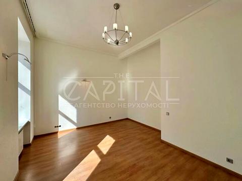 комерційна за адресою Велика Васильківська вул. (Червоноармійська), 49