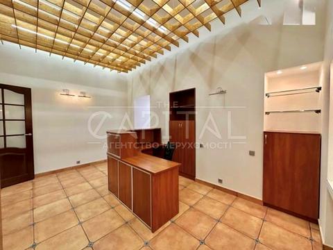 комерційна за адресою Велика Васильківська вул. (Червоноармійська), 49