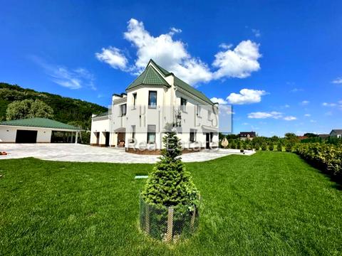 будинок за адресою с. Підгірці, Сонячна вул.