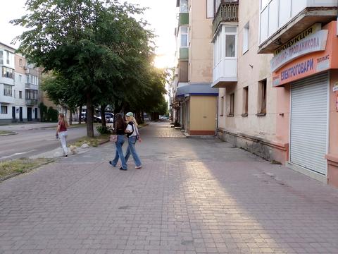 комерційна за адресою Бельведерська вул., 52