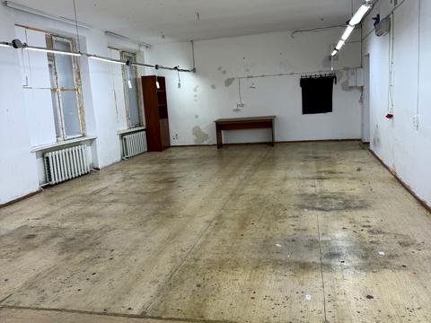 комерційна за адресою Молодіжна вул., 12/1