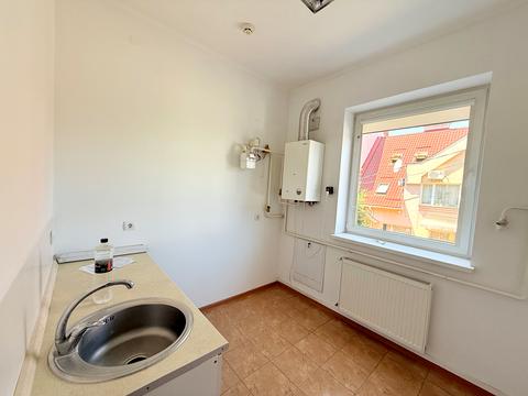 коммерческая по адресу Шандора Петефі пл., 111