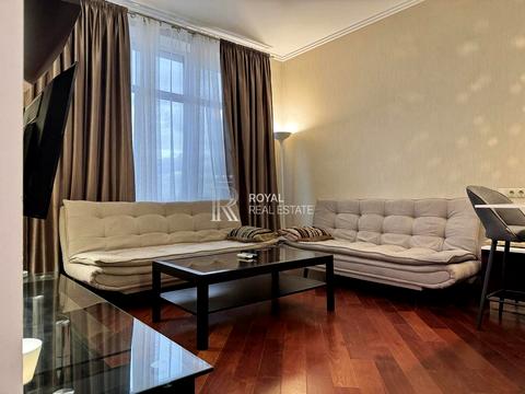 квартира за адресою Андрія Верхогляда вул. (Михайла Драгомирова), 7