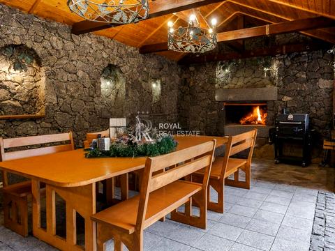 будинок за адресою яснопольська