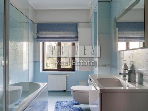 дом по адресу с. Осещина, Київська