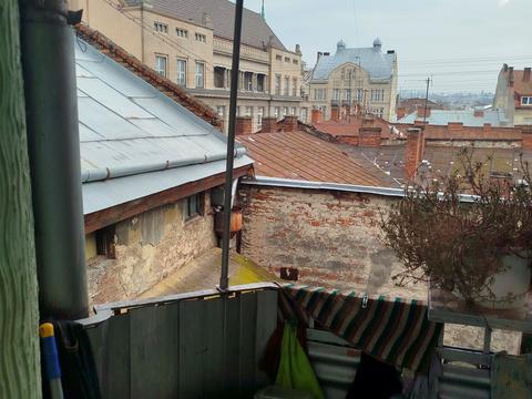 квартира за адресою Гетьмана Петра Дорошенка вул. (), 15