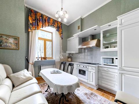 квартира за адресою Богдана Хмельницького вул., 2