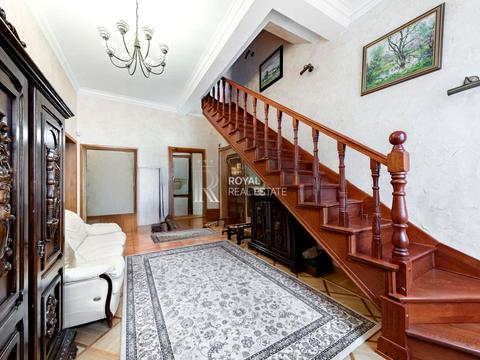 квартира за адресою Богдана Хмельницького вул., 2