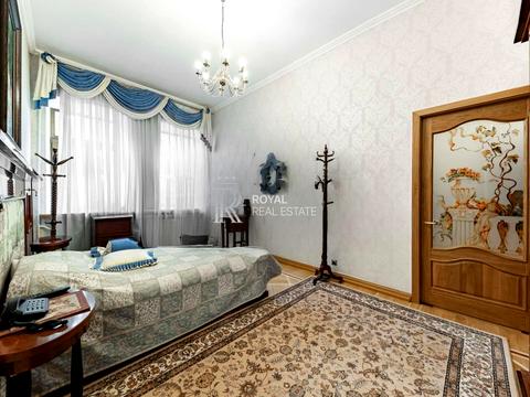 квартира за адресою Богдана Хмельницького вул., 2