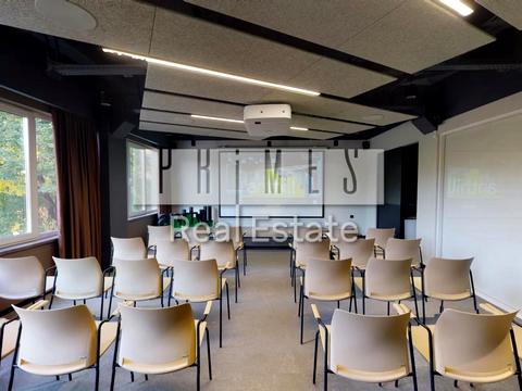 комерційна за адресою Київ, Миколи Василенка вул., 7