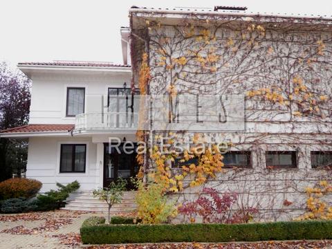 дом по адресу Луговая ул.