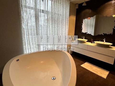 дом по адресу Луговая ул.