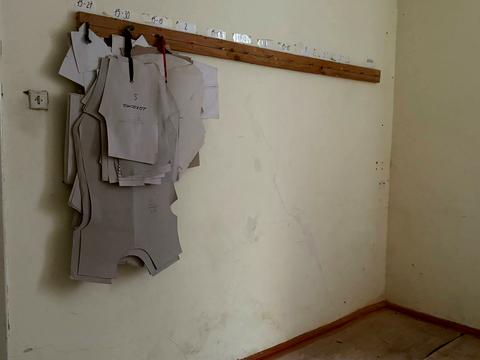 комерційна за адресою Молодіжна вул., 12/1