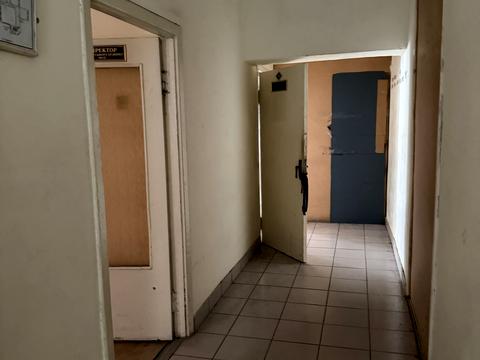 комерційна за адресою Молодіжна вул., 12/1