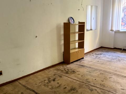 комерційна за адресою Молодіжна вул., 12/1