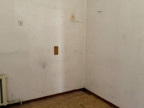 комерційна за адресою Молодіжна вул., 12/1