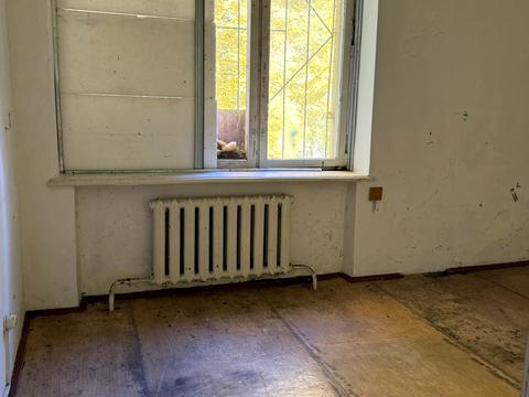 комерційна за адресою Молодіжна вул., 12/1