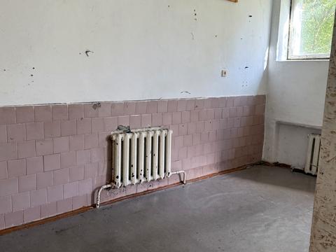 комерційна за адресою Молодіжна вул., 12/1