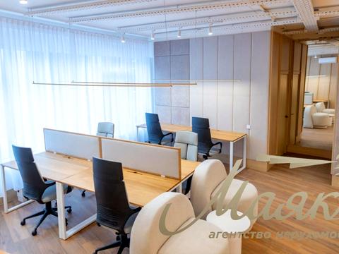 комерційна за адресою Болсуновська вул. (Сергія Струтинського), 12