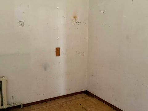 комерційна за адресою Молодіжна вул., 12/1