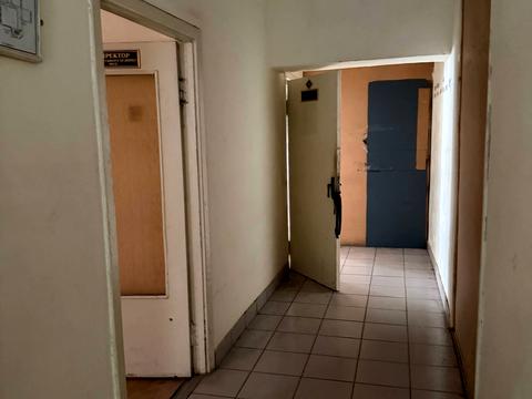 комерційна за адресою Молодіжна вул., 12/1