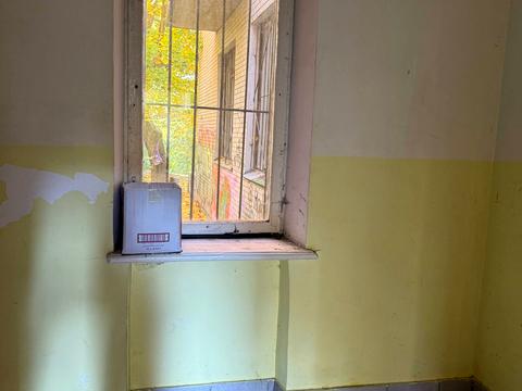 комерційна за адресою Молодіжна вул., 12/1