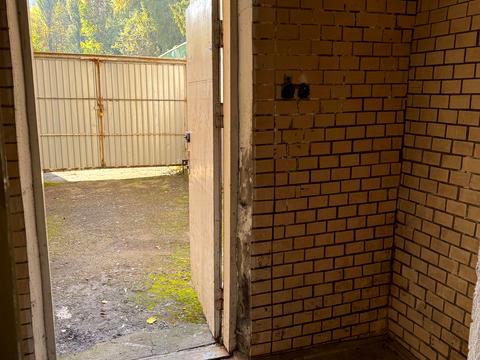 комерційна за адресою Молодіжна вул., 12/1