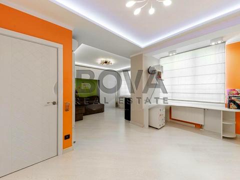 квартира за адресою Академіка Глушкова просп., 9-Д