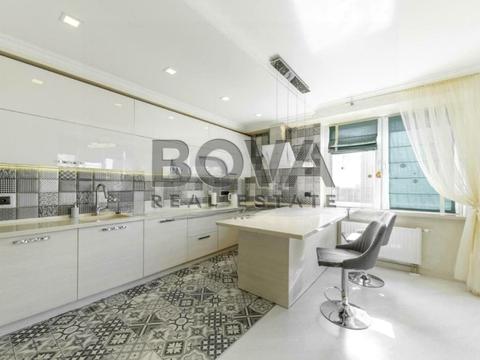 квартира за адресою Академіка Глушкова просп., 9-Д