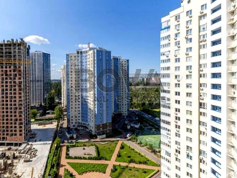 квартира за адресою Академіка Глушкова просп., 9-Д