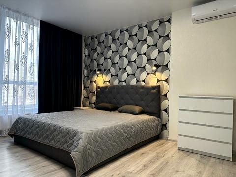 квартира за адресою Олександра Олеся вул., 2-Б