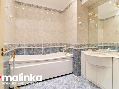 квартира за адресою Героїв Майдану вул. (Гвардійська), 8