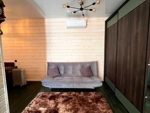 дом по адресу с. Малехов, Жовковская ул., 1