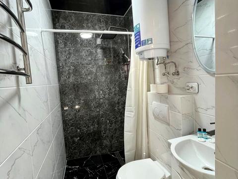 дом по адресу с. Малехов, Жовковская ул., 1