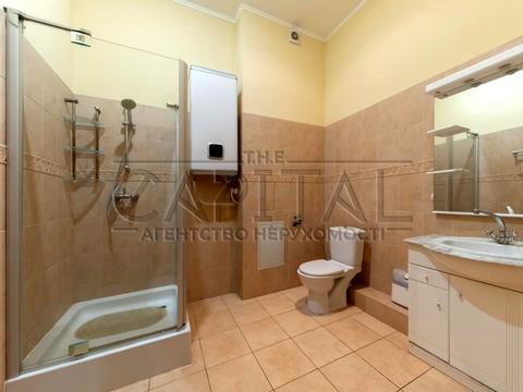 комерційна за адресою Круглоуніверситетська вул., 4б