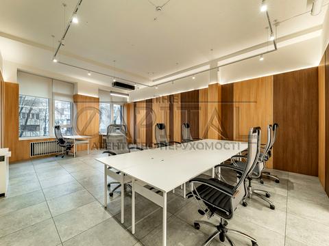 комерційна за адресою Січових Стрільців вул. (Артема), 44-А