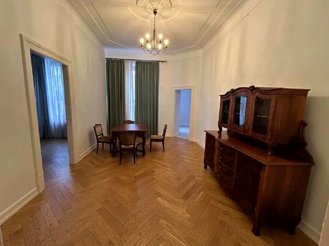 квартира за адресою Ярослава Стецька вул., 4