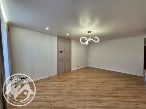 квартира за адресою Зодчих вул., 36