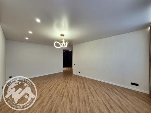 квартира за адресою Зодчих вул., 36