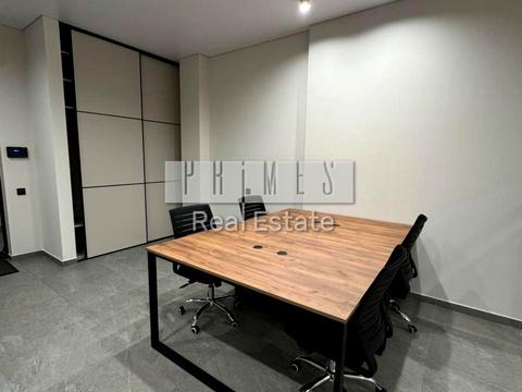 комерційна за адресою Жилянська вул., 68