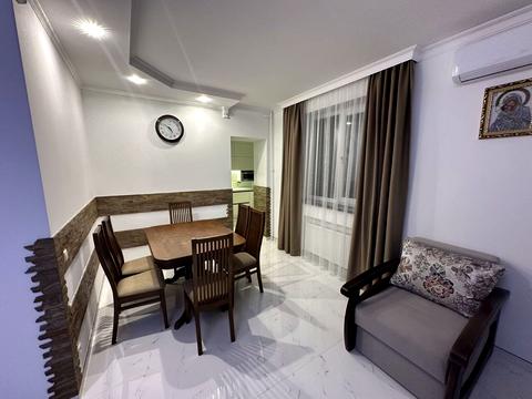 квартира за адресою Залізнична вул., 7