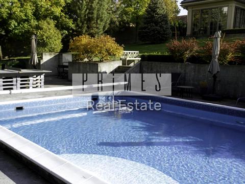 будинок за адресою с. Капітанівка, Центральна